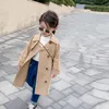 Mantel 2023 Boutique Herbst Mode Kinder Mädchen Lange Trenchcoats Kleinkind Baby Oberbekleidung Kinder Kleidung England Stil Windjacke