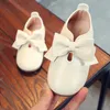 Premiers marcheurs enfants chaussures en cuir coréen pour tout-petits bébés filles Bowknot princesse chaussures habillées simples premiers marcheurs chaussures 1 2 3 4 5 6 7 ans 230227