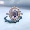 Klusterringar solida 925 Sterling Silver Emerald Cut 6 9mm High Carbon Diamonds Gemstone Ring For Women Wedding Engagement Smycken