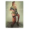 Sexig pin up Army Girl Poster Metal målning Girl Sit On Airplane Målning Airforce Metal Wall Tin Sign Retro Tin Plate Poster Bar Cafe Garage Heminredning Size 30x20cm W01