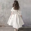 소녀의 드레스 2022 여름 흰색 의식 가운 구슬 구슬 디자인 생일 파티 우아한 공주 세례 드레스를위한 여자 소녀 드레스 A561 W0224