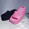 Sandaler Summer New 2022 Fashion Square Toe Luxury Satin Sandaler Feminin Platform Slippers Designer Party Ladies Slippers Flip Flop Z0224