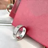 Pierścień designerski Pierścień miłosny 6-11 Rozmiar Spersonalizowany Diamentowy Diamentowy i wszechstronny Temperament Unisex Pierścień Wysokiej klasy minimalizm mody