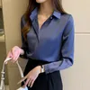 Kvinnors blusar skjortor Silkskjorta långärmad mode kvinna satin topp kvinnlig och blus grundläggande damer toppar ol kvinnor kläder 230227