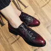 Abendschuhe Luxus-Herren-Oxford-Schuhe im klassischen Krokodil-Stil, Kleid-Lederschuhe, burgunderrote Schnürschuhe mit spitzer Zehenpartie, formelle Schuhe für Herren, Größe 3848 R230227