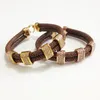 Charmarmband ankomst klassisk äkta 5mm brun stingray läder armband kristall för män och kvinnor smycken gåva