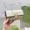 Francuskie projektant WOC Flower Torby Uchwyt karty Multi Pochette Puerse z złotym metalowym łańcuchem Crossbody ramię na zewnątrz Sacoche Sacoche torebki 20 cm