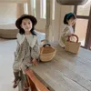 Mädchen Kleider Baby Mädchen Kleid Lässige Plaid Kleidung Sommer 2022 Neue Koreanische Baumwolle Leinen Mädchen Prinzessin Kleid Große Drehen unten Kragen Kleid Z0223