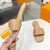 Tasarımcı Kadınlar Sandalet Lüks Seksi Daireler Terlik Aplikler Terlik Altın Fuşya Şerit Açık Tenli Deri Ayakkabı Boyutu Eur35-41