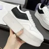 Designersko Dam Casual Monolith Svarta Läderskor Öka Platform Sneakers Cloudbust Klassisk Patent Matt Loafers Sneakers storlek 35-41