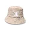 Moda yaz tasarımcısı kova şapkası Kadın lüks erkek tasarımcıları takılmış şapkalar klasik geometrik sunhat takılmış şapka kaput