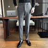 Herenbroek Hoge kwaliteit PANTALONES HOMBRE Spring Business Formele slijtage Striped pak voor mannen Kleding 2023 Slim fit Casual broek