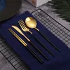 Servis uppsättningar 1216 PCS Black Gold Cutlery Chopsticks Knife Fork Spoon Golden Rostly Steel Korean Luxury Table Seary 230228