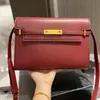 High Quality Luxury Designer bag leather female 2022 new trendy wild cross-body Manhattan commuter retro tofu underarm bag 3303