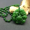 Catene Ciondolo di giada verde Ciondolo intagliato a mano Laughing Maitreya Buddha Donna Uomo Amuleto Gioielli Pendenti Collana di perline