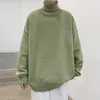 Camisolas masculinos Sweater de gola alta masculino Sweater de malha quente masculina cor de malha sólida harajuku estilo coreano de pescoço alto masculino masculino 2302228