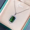 Kedjor Fashion Rectangle Cut Emerald Green Cubic Zirconia Stone Pendant Necklace For Women Clavicle Chain Jewelry Banket Party Gift