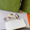 Fashionabla och utsökta bröllopsring Populära designerring 18K guldpläterade klassiska smycken Tillbehör Valda älskare gåvor för kvinnor