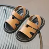 Sandalias Sandalias deportivas de cuero para niños Zapatillas para niños pequeños Zapatos de playa Zapatos deportivos informales con punta abierta para niños Sandalias de verano 36Y Z0225