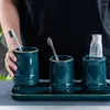 Badaccessoire set Noordse zesdelige pak keramische opbergbadkamer tandenborstel houder zeep dispenser emulsion fles mondwater cup schaal