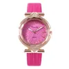 ساعة معصم النساء يشاهد Mujer Golden Relojes Small Dial Quartz Leisure Student Wristwatch ساعة الإناث سيدات أنيقة أ