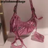 Sacs à bandoulière Mode Le Cagole Sac à main en cuir pour femme Sac à main fourre-tout avec coeur miroir lettre d'amour Vintage Shinny Cross Body Bag