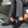 Мужские носки HSS Brand 100 Cotton Men Socks Summer Thin Hestors Nocks Высококачественные носки без шоу Black Short для вмятин размер 3944 Z0227