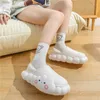 Pantoufles Chaudes D'hiver Diapositives Femmes Imperméable En Peluche Plat Pantoufles Intérieur Nuage Furry Maison Coton Pantoufle Semelle Épaisse Antidérapant Dames Chaussures Z0215