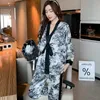Womenka śpiąca Qsrocio Women Pajama 3 -punktowy zestaw atrament dżungli druk Kimono szatą śpiącą faux jedwabną odzież domową V Szyjka nocna odzieżowa 230228