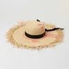 Szerokie brzegowe czapki modne miękkie czapki Raffii Kobiety z wstążką ochronę przeciwsłoneczną Słoneczną Kapelusz Summer Big Brim Beach Hat Gift Hurtowe G230227
