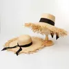 Szerokie brzegowe czapki modne miękkie czapki Raffii Kobiety z wstążką ochronę przeciwsłoneczną Słoneczną Kapelusz Summer Big Brim Beach Hat Gift Hurtowe G230227