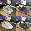 Designer TPU Fashion Coach Sports Shoes Casual Shoes #54 Crocodile Leather Präglad svartgrå brun vit grön kalvskinn franska casual skor herrskor