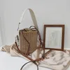 패션 여성 밀짚 직조 양동이 가방 로고 편지 인쇄 디자이너 크로스 바디 가방 핸드백