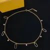 Colliers de diamants sertis de broches dispersées Bague en laiton pour femmes Bracelets d'ornement Colliers pendentifs réglables minces pour femmes