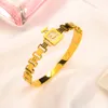 0be3 Armreif Designer Armband Charme Luxus Armbänder Frauen Brief Schmuck Überzogener Edelstahl 18 Karat Gold Flasche Kristall Armband Manschette Mode