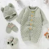 Jumpsuits geboren baby romper schoenen handschoenen set gebreide meid jumpsuit laars mitten solide peuter baby lange mouw kleding 4 st herfst 0-18m 230228