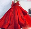 2023 Vermelho luxuoso Tutu Flower Girl Dresses Lace Vestido de bola de miçangas de pescoço de pescoço Tulle Lilttle Kids Birthday Wedding vestidos de casamento E0228