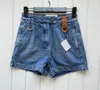 Våren och sommaren ny läderutsmyckning super mångsidig smal casual denimshorts