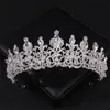 Cabelo de casamento Jóias de luxo Moda de luxo colorido de cor de prata coroas de cristal para mulheres Princesa Queen Pérolas Tiaras Diadema Acessórios para cabelos de casamento 230228