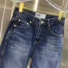 Jeans para mujer Diseñador 2022 Nuevo estilo Impresión Ligeramente acampanado Pierna ancha Pantalones drapeados Cintura alta Denim Mujeres Otoño e invierno VVMY