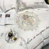 Yatak takımları beyaz vintage lüks işlemeli set 500tc Mısır pamuklu ipeksi yumuşak kraliçe kral krallık sayfası 4pcs ev düğün