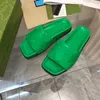 Women's designer flat sandals slippers fashion letter Ladies shoes Metal buckle luxury outdoor flip flops size 35- 41 green With box