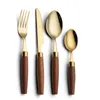 Serisuppsättningar 24/16st Natural Wood Handle Table Set Stainless Steel Flatware Knife Fork Spoon Gold Cotlary Dinner Diskmaskin Safe