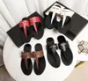 2023 T Designer Hausschuhe Klassische Sandalen Echtes Leder Mode Schuhe Damen Slipper Strand Flache Ferse Flip Flops mit Staubbeutel Größe 35-44