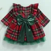 Flickans klänningar Nya 6m5 år julklänning för flickor småbarn barn röd gröna rutiga bågklänningar för flicka xmas fest prinsessor kostymer kläder z0223