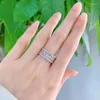 Bagues de cluster 925 Sterling Silver Full High Carbon Diamond Bague pour femmes Brillant Mariage Party Premium Bijoux Cadeau de la Saint-Valentin