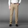 Pantalons pour hommes de luxe droit affaires décontracté hommes pantalons de haute qualité concepteur printemps automne élégant mâle loisirs longs pantalons formels 230228