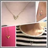 Pendant Necklaces Classic Letter V Women's Necklace Fashion Metal Neck Chain Gift For Girlfriend Female Accessories 2023 Trend Jewelry