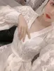 Sıradan Elbise Fransız Elbise Kadınlar 2023 Sonbahar Corn Buton Hardigan Kemer Tasarımı Zarif Beyaz Dantel İşlemeli Uzun Peri G016