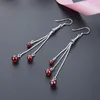 أقراط مسمار عالية الجودة S925 Sterling Silver Gorgeous Long Garnet Tassel للنساء